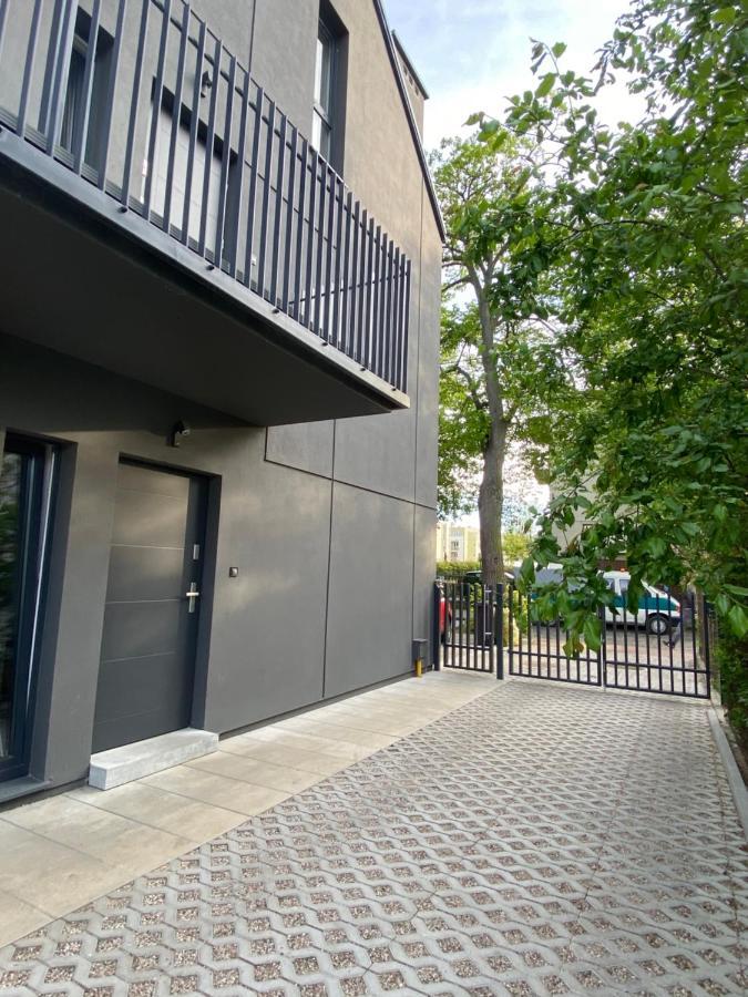 Industrialna Piwnica Hostel Gdansk Ngoại thất bức ảnh