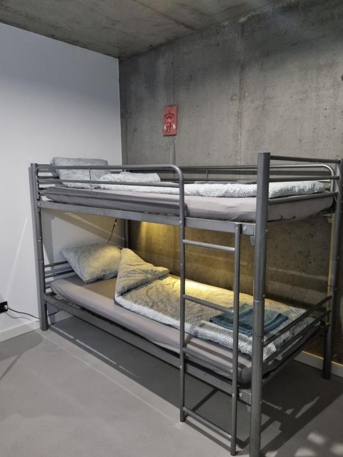 Industrialna Piwnica Hostel Gdansk Ngoại thất bức ảnh